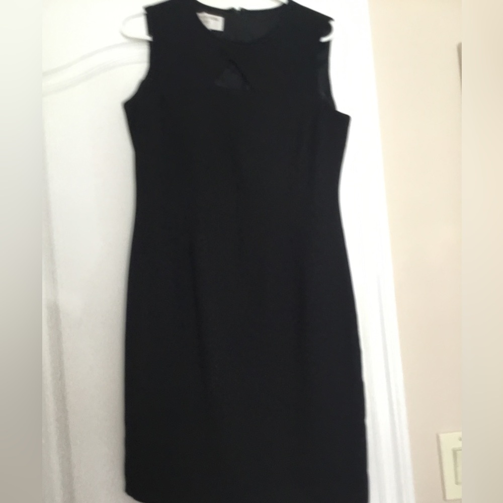Jones New York size 6P black dress